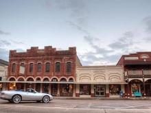 Parked on La Grange main square