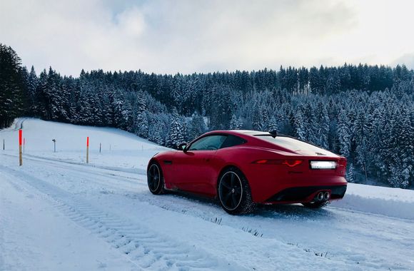 Red on white isn’t bad either ;-)