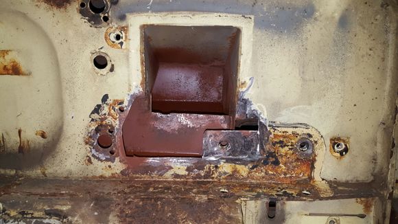 Dag nab rust area between scuttle and heater box cut out