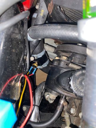 Lower radiator hose install