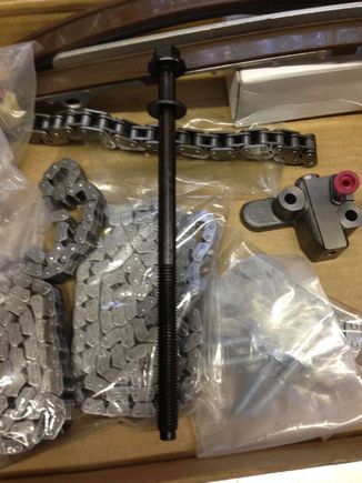 The LS headbolts have washers and are same thickness for all length where the jag bolts are thicker for about 3"from the bolt-head