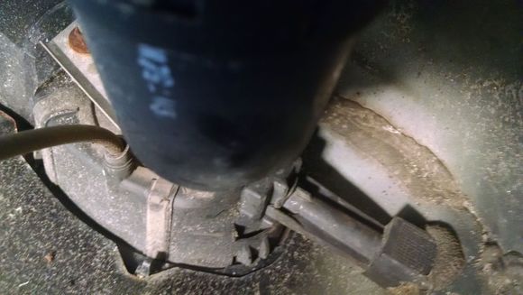 May not be apparent, but the two clips at side of tube have to be pried out slightly while plunger assembly is removed.