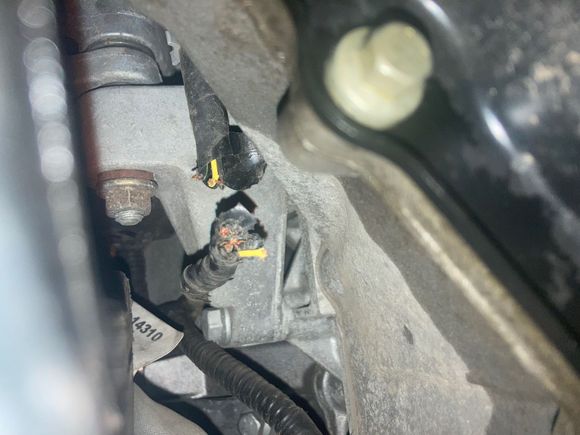 Wonder how this broke? How will I figure out which black/green wire goes where?