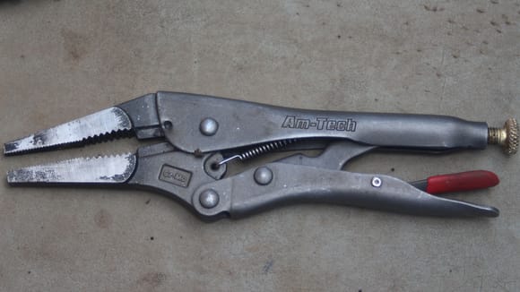 My Sharpest Tool in the Box
A pair of Am-Tech 9in Locking Pliers
However did I manage all these years without them.
Ebay: Around £5.