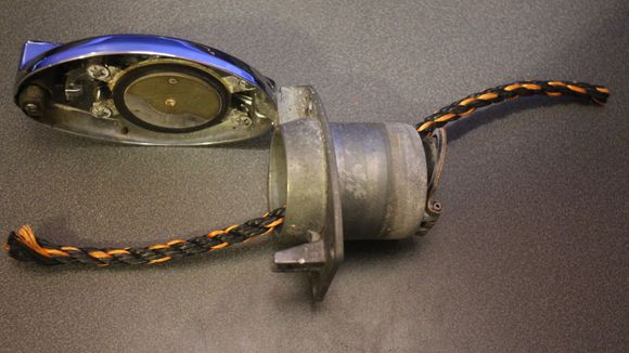 Rope to show how the Siphon Tube would pass through (if yours is the same?)