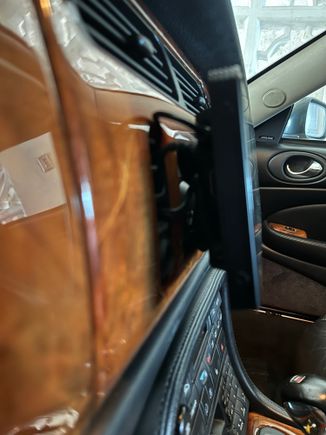 Here's a side shot of how the system looks from the driver's side