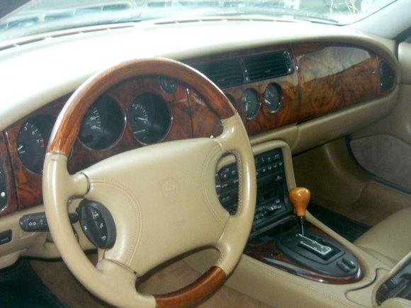 The interior is like new (not even dirty)!