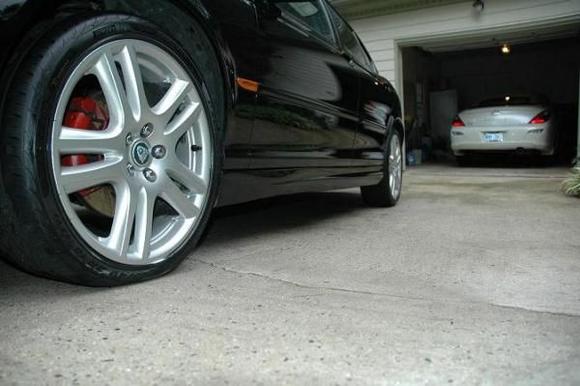 low profile red painted calipers