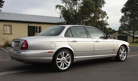 04 XJR