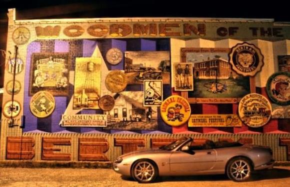 Woodmen of the World mural - Bertram, TX