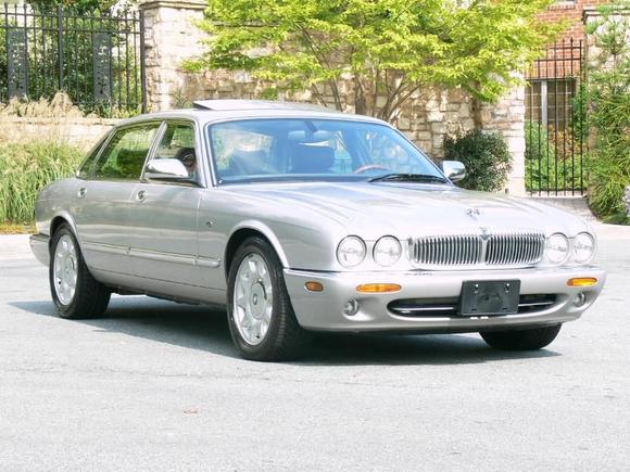 XJR0004