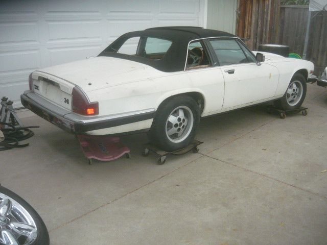 1985 Jaguar XJS - Parting XJSC 85 3.6 - Good tops, glass, some electrical, engine bits more - San Francisco, CA 94116, United States