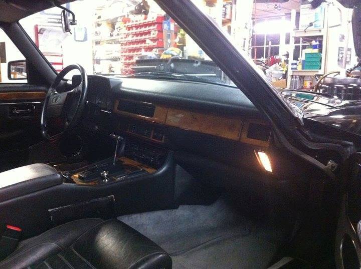 1994 Jaguar XJS - Will sell cheep, just serviced, gearbox just took a dump after flush - Used - VIN SAJNX2746RC190390 - 127,000 Miles - 6 cyl - 2WD - Automatic - Convertible - Black - Bloomington, IN 47404, United States