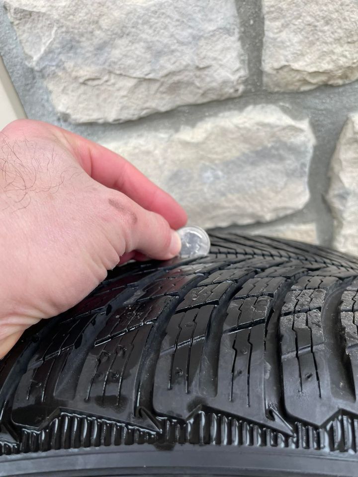 Wheels and Tires/Axles - ​​​​​​​F-Type wheels and snow tires - Used - 2013 to 2020 Jaguar F-Type - Highland, MI 48356, United States