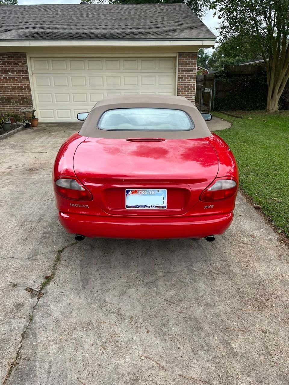 1999 Jaguar XK8 - 1999 XK8 , ready to make a deal! - Used - VIN SAJGX2043XC032654 - 85,018 Miles - 8 cyl - 2WD - Automatic - Convertible - Red - Beaumont, TX 77706, United States