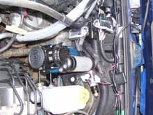 July 2010
Installed an ARB air compressor under the hood