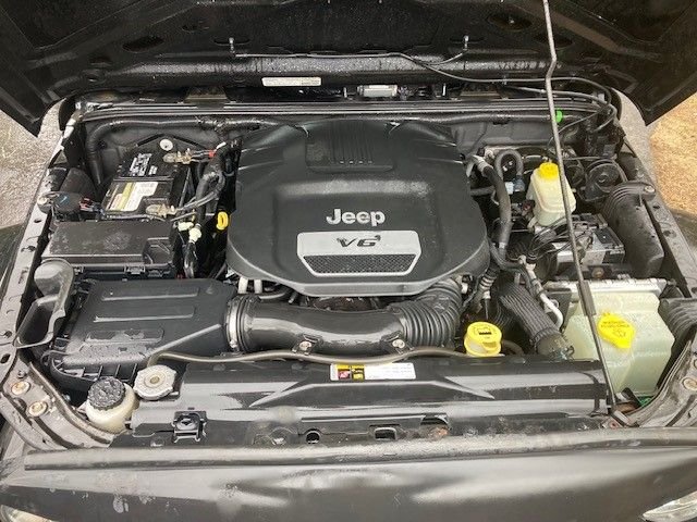 2014 Jeep Wrangler - NY: 2014 Jeep Unlimited Freedom Edition Oscar Mike - Used - VIN 1C4BJWDG3EL235756 - 110,456 Miles - 4WD - Automatic - Black - Ballston Spa, NY 12020, United States