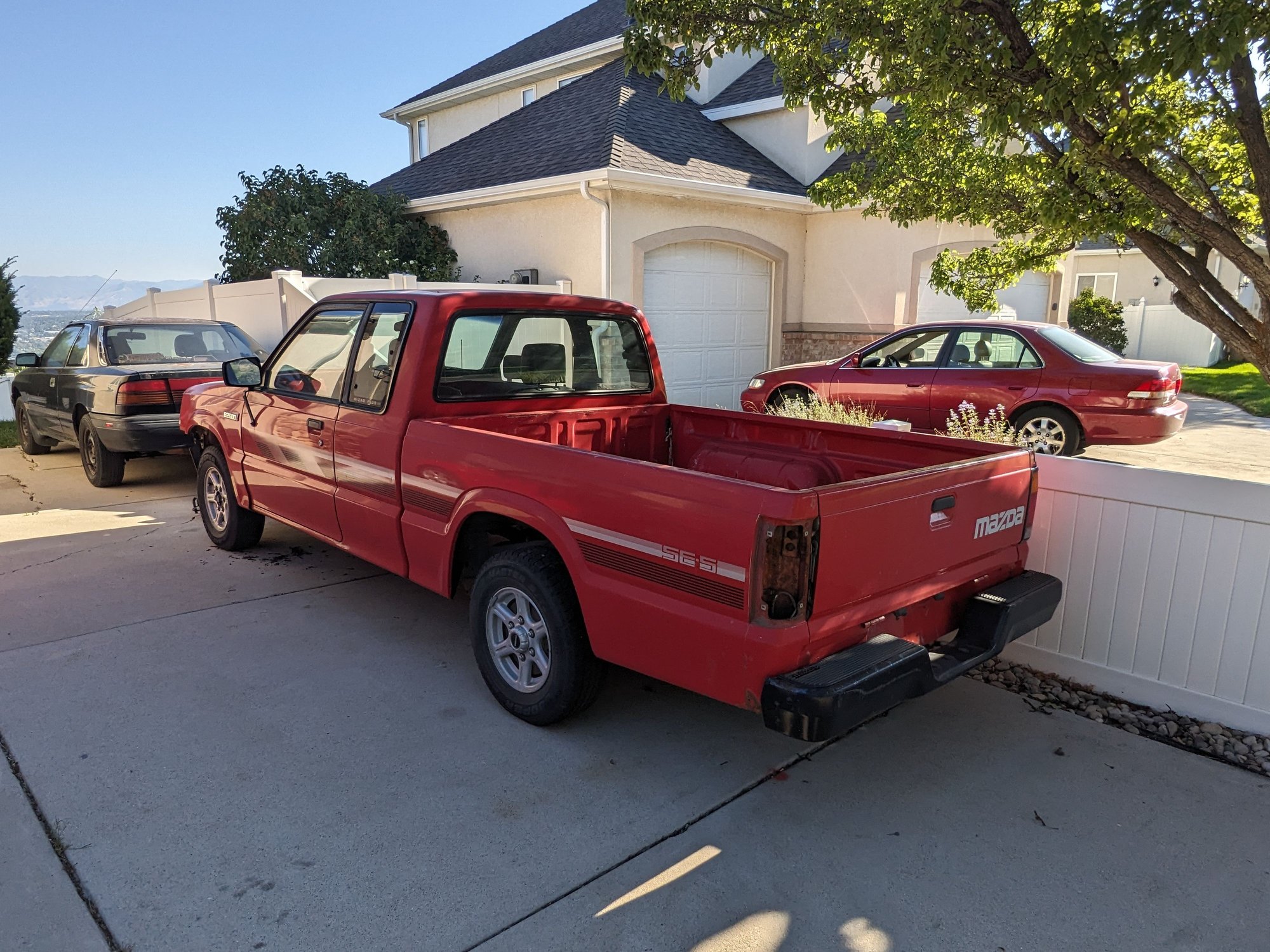 1990 Mazda B2600 - Parting out 1990 B2600i 2WD with Manual Transmission - Draper, UT 84020, United States