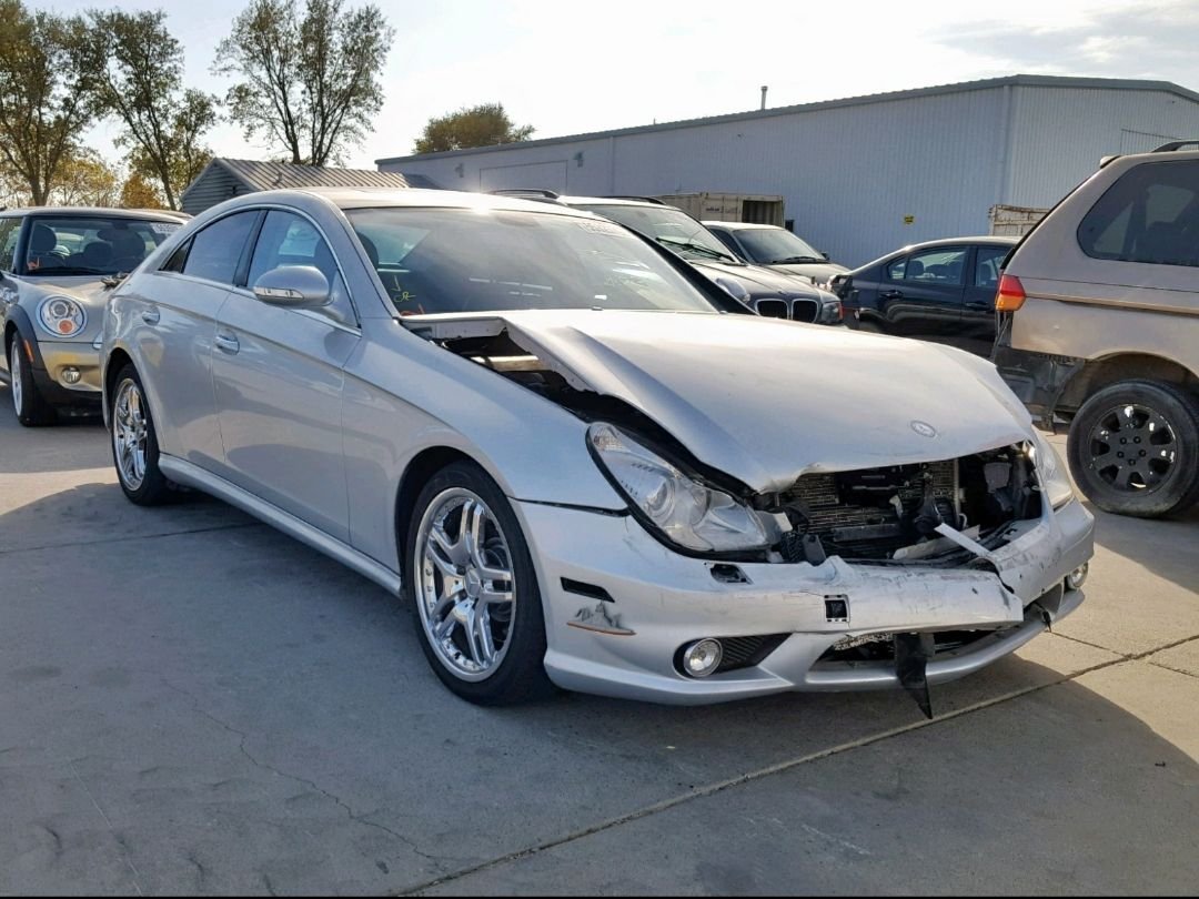 2006 Mercedes-Benz CLS500 - 2006 cls500 w219 part out - Rancho Cordova, CA 95670, United States