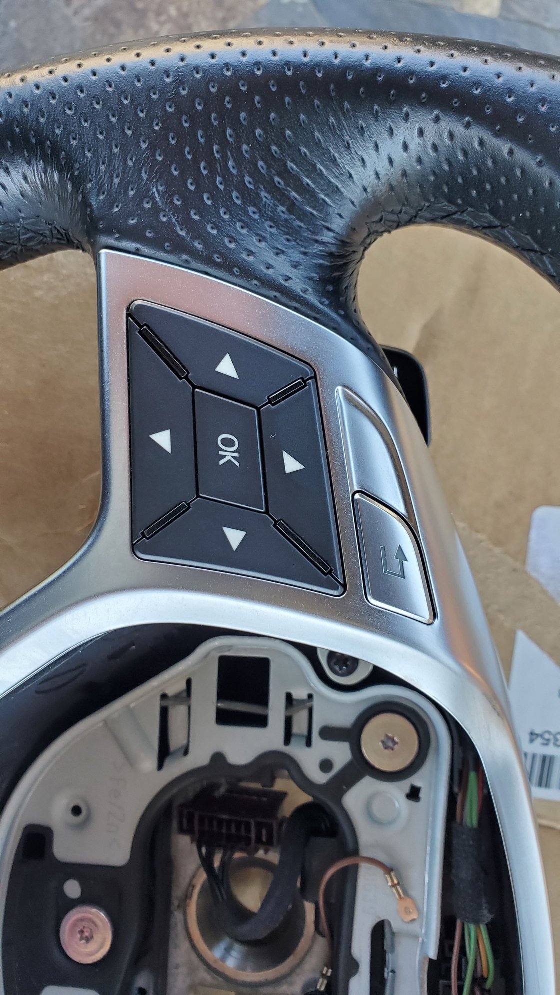 Interior/Upholstery - 2012 C207 E550 Sport Steering Wheel - Used - 2012 Mercedes-Benz E550 - Cypress, CA 90630, United States