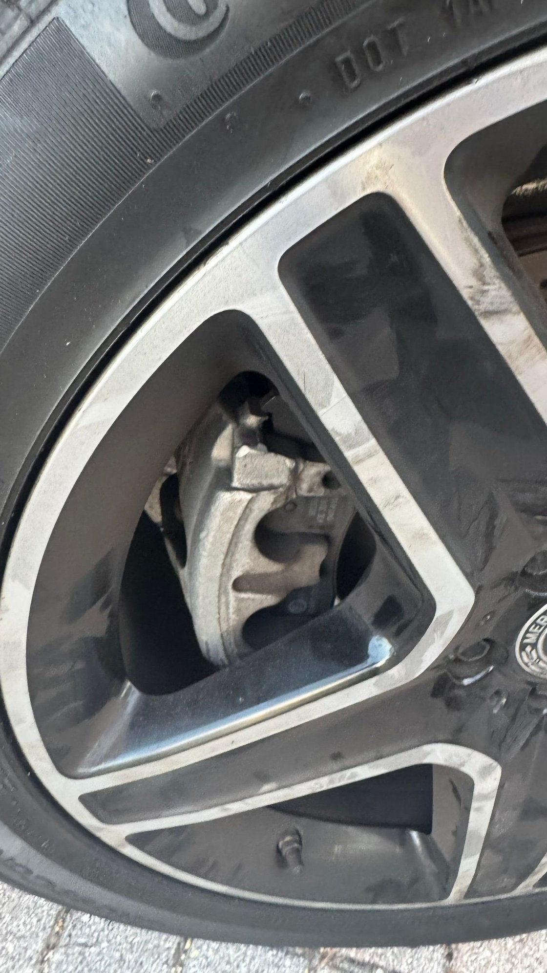 Right Front Wheel, missing anti-rattle clip