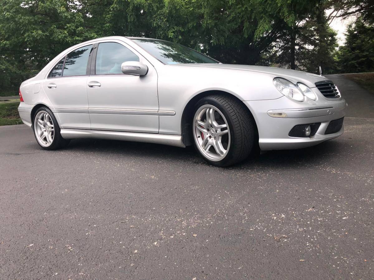 2005 Mercedes-Benz C55 AMG - 2005 C55 AMG W203 72K - Used - VIN WDBRF76J35F597744 - 8 cyl - 2WD - Automatic - Sedan - Silver - Madison, WI 53718, United States