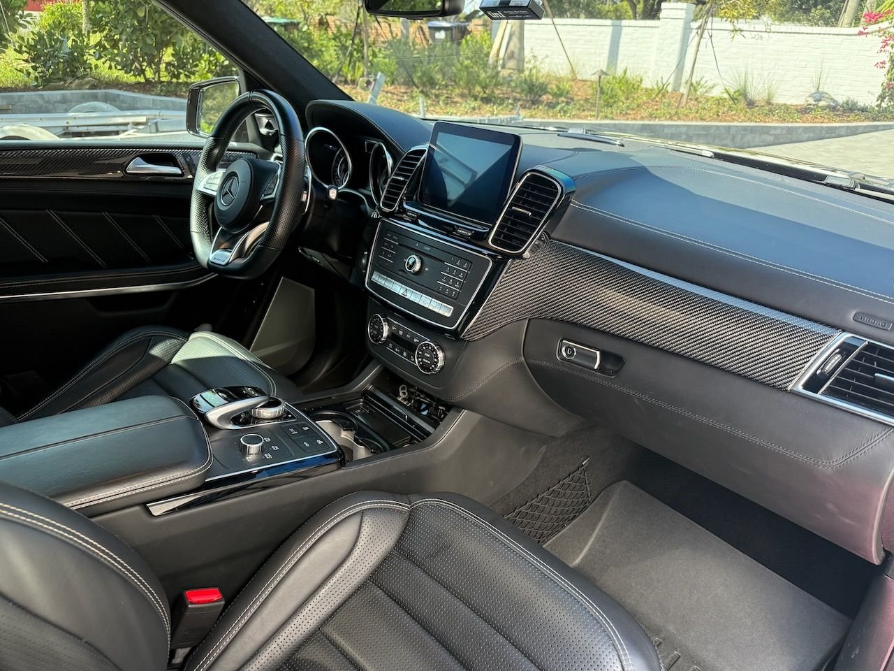 2017 Mercedes-Benz GLS63 AMG - 2017 GLS 63 AMG Well Maintained High-end Spec - Used - VIN 4JGDF7FE5HA956927 - 62,000 Miles - 8 cyl - AWD - Automatic - SUV - Black - Orlando, FL 32806, United States