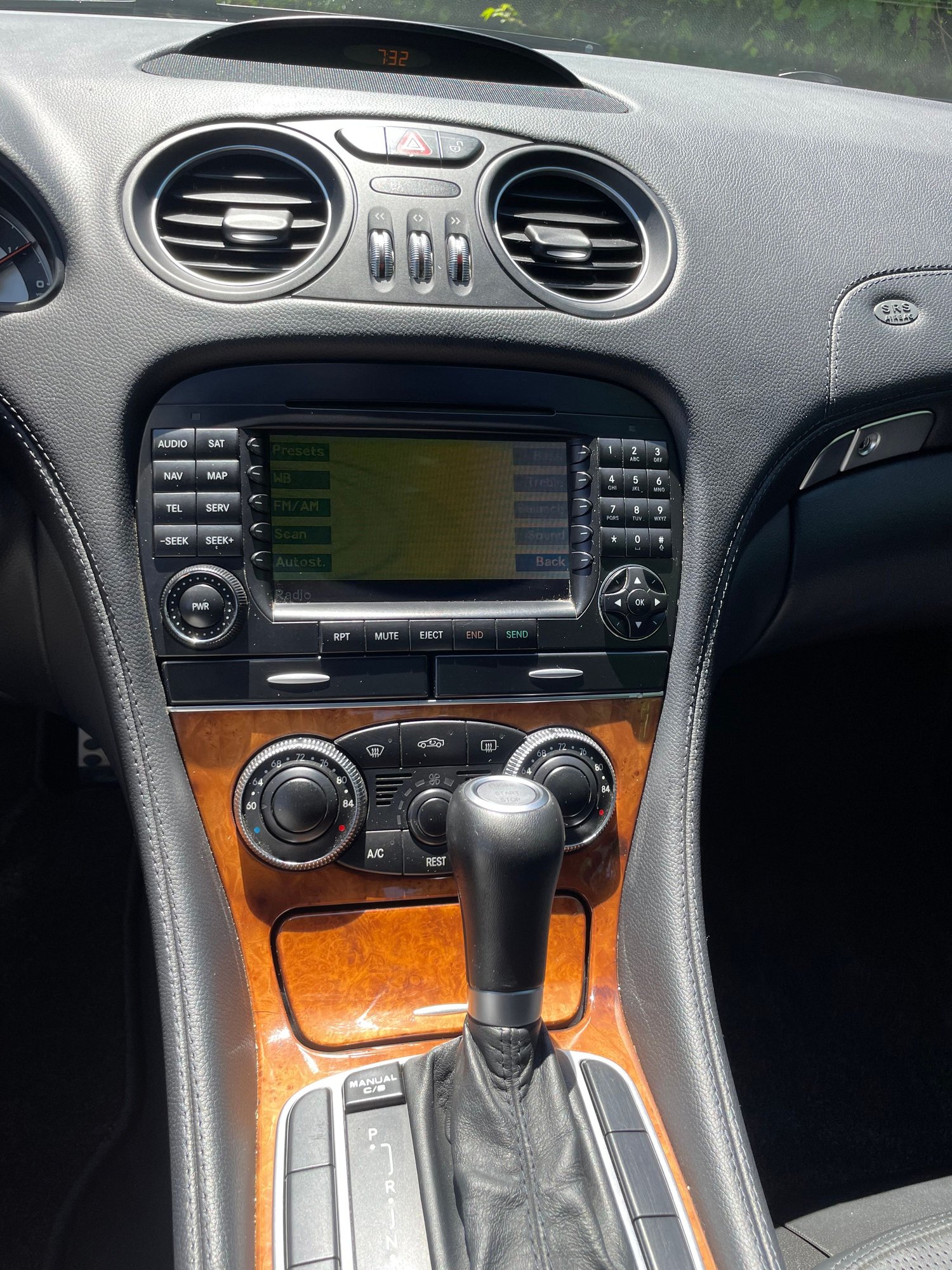 2007 Mercedes-Benz SL55 AMG - 2007 MERCEDES AMG SL55 $25K - Used - VIN WDBSK72F77F125175 - 93,727 Miles - 8 cyl - 2WD - Automatic - Convertible - Black - Columbus, OH 43219, United States
