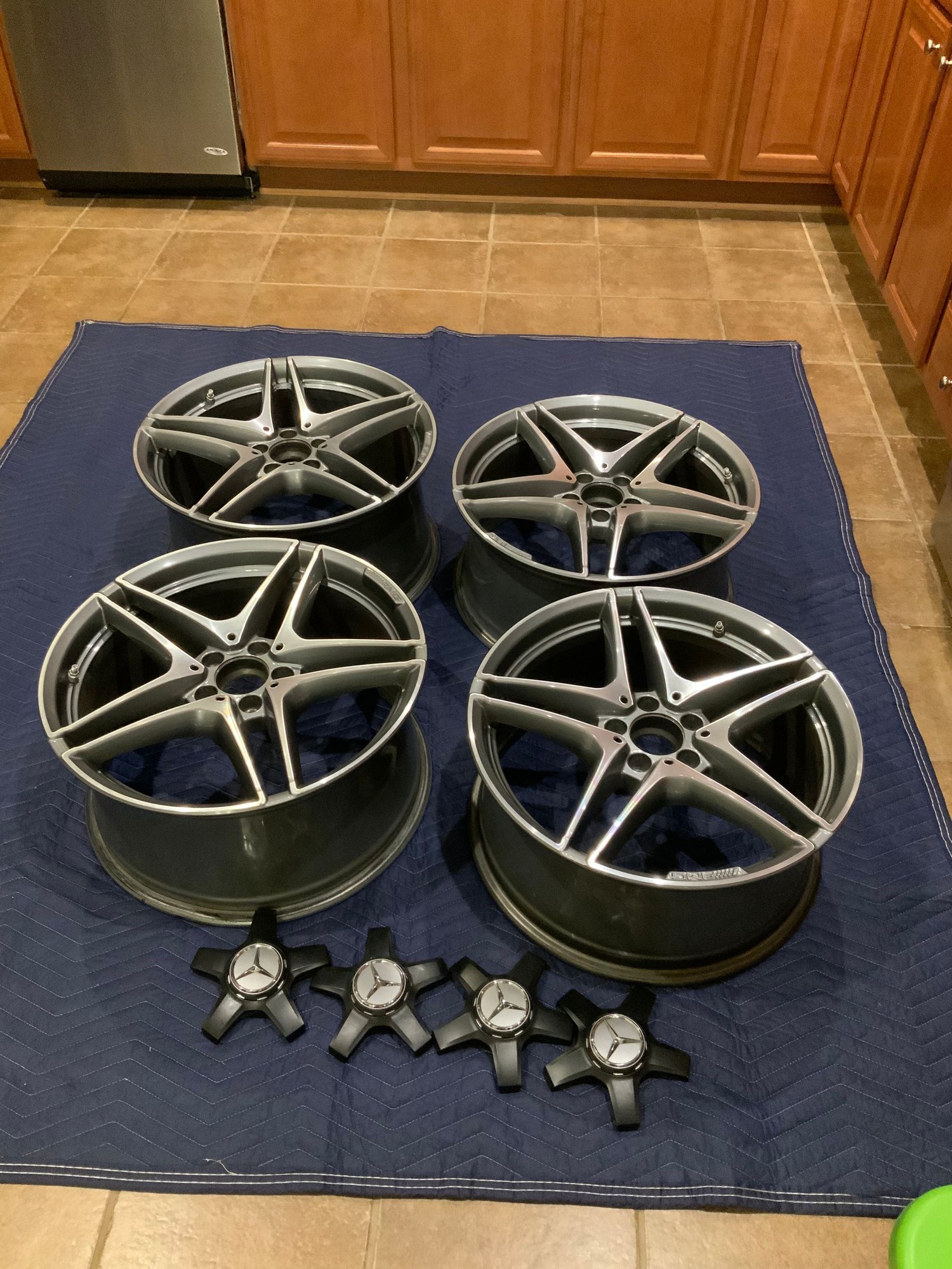Wheels and Tires/Axles - 19" C63 S AMG Sedan Staggered OEM Wheels - Used - 2008 to 2020 Mercedes-Benz C63 AMG - Huntsville, AL 35824, United States