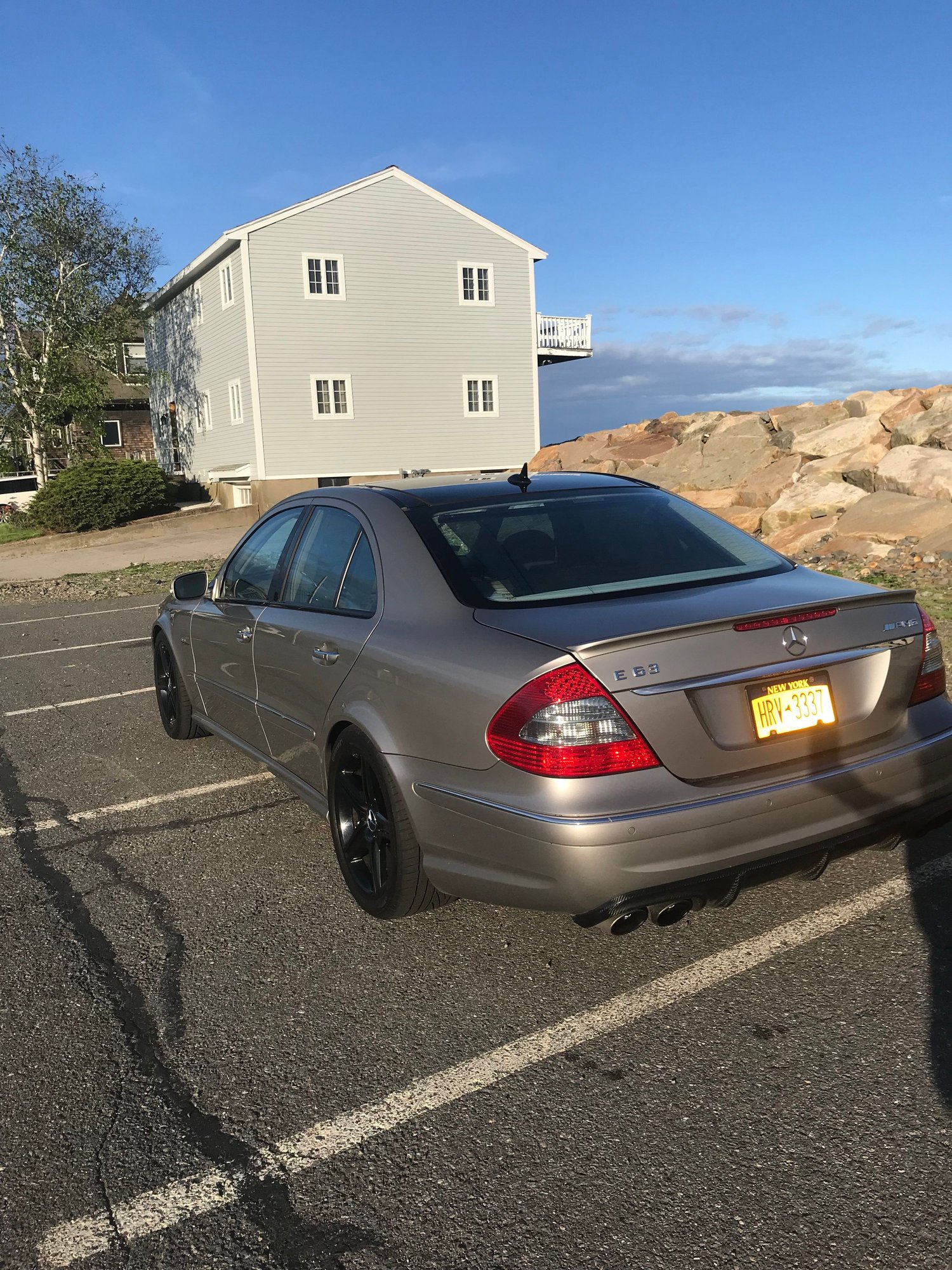 2007 Mercedes-Benz E63 AMG - 2007 E63 AMG - Used - VIN WDBUF77X17B074035 - 124,500 Miles - 8 cyl - 2WD - Automatic - Sedan - Beige - North Arlington, NJ 07031, United States