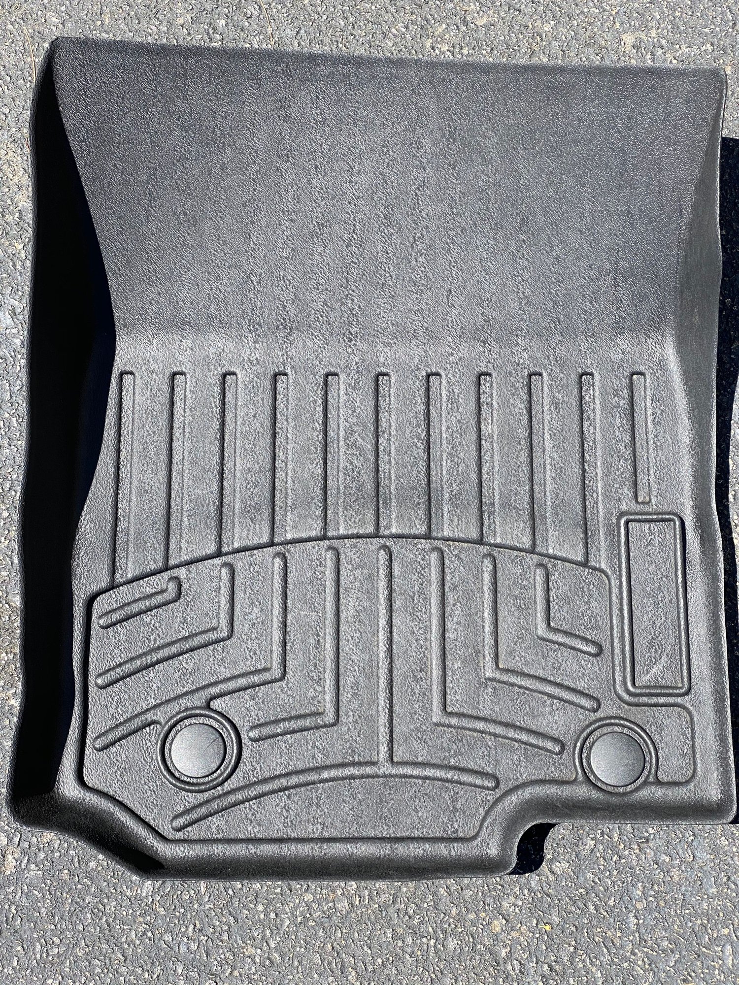 Accessories - WeatherTech Mercedes GLS X166 All-Weather FloorLiner - Used - 2013 to 2019 Mercedes-Benz GLS450 - 2013 to 2019 Mercedes-Benz GL350 - 2013 to 2019 Mercedes-Benz GLS550 - 2013 to 2019 Mercedes-Benz GLS63 AMG - 2012 to 2019 Mercedes-Benz GLE350 - New Brunswick, NJ 08901, United States