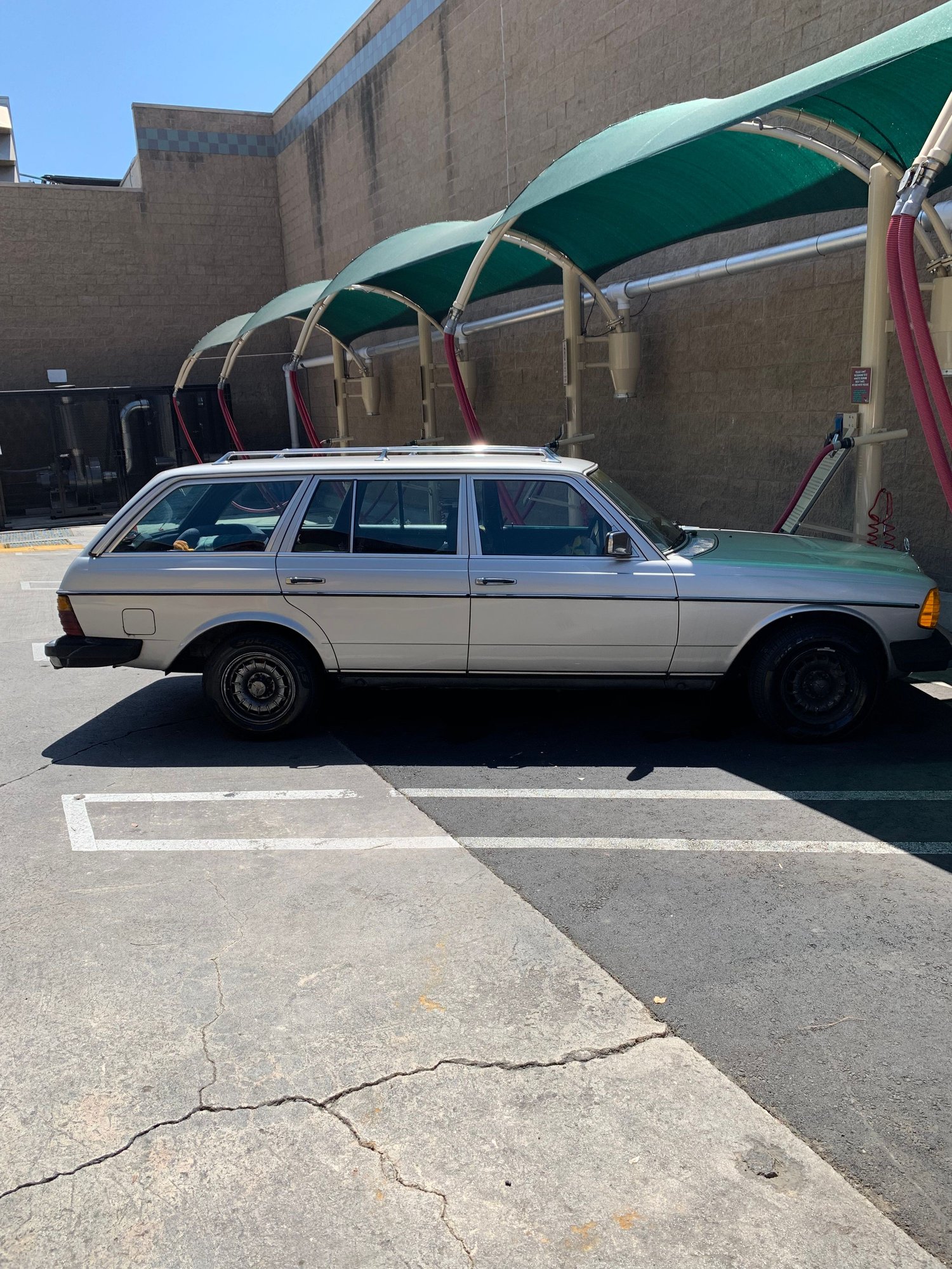 1982 Mercedes-Benz 300TD - For Sale 1982 300 TD - Used - VIN WDBAB93AXCN006961 - 274,258 Miles - 5 cyl - 2WD - Automatic - Wagon - Silver - Los Angeles, CA 90042, United States