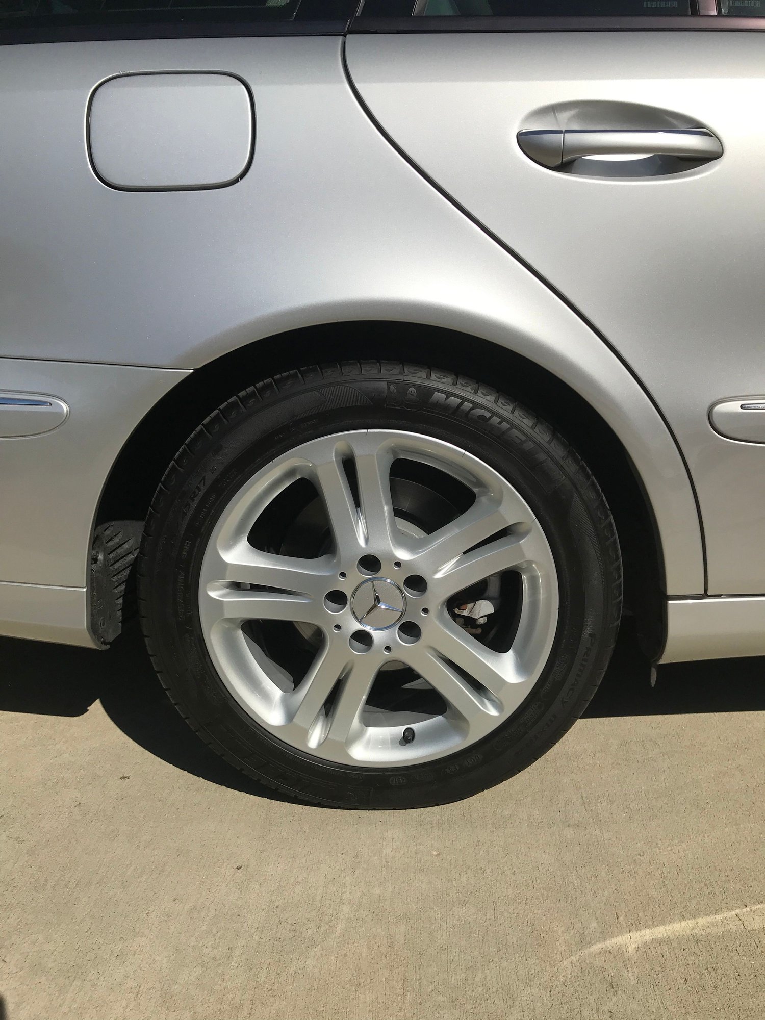 2005 Mercedes-Benz E500 - 2005 E500 Wagon for sale - Used - VIN WDBUH83J55X184393 - 60,000 Miles - 8 cyl - AWD - Automatic - Wagon - Silver - Indianapolis, IN 46246, United States