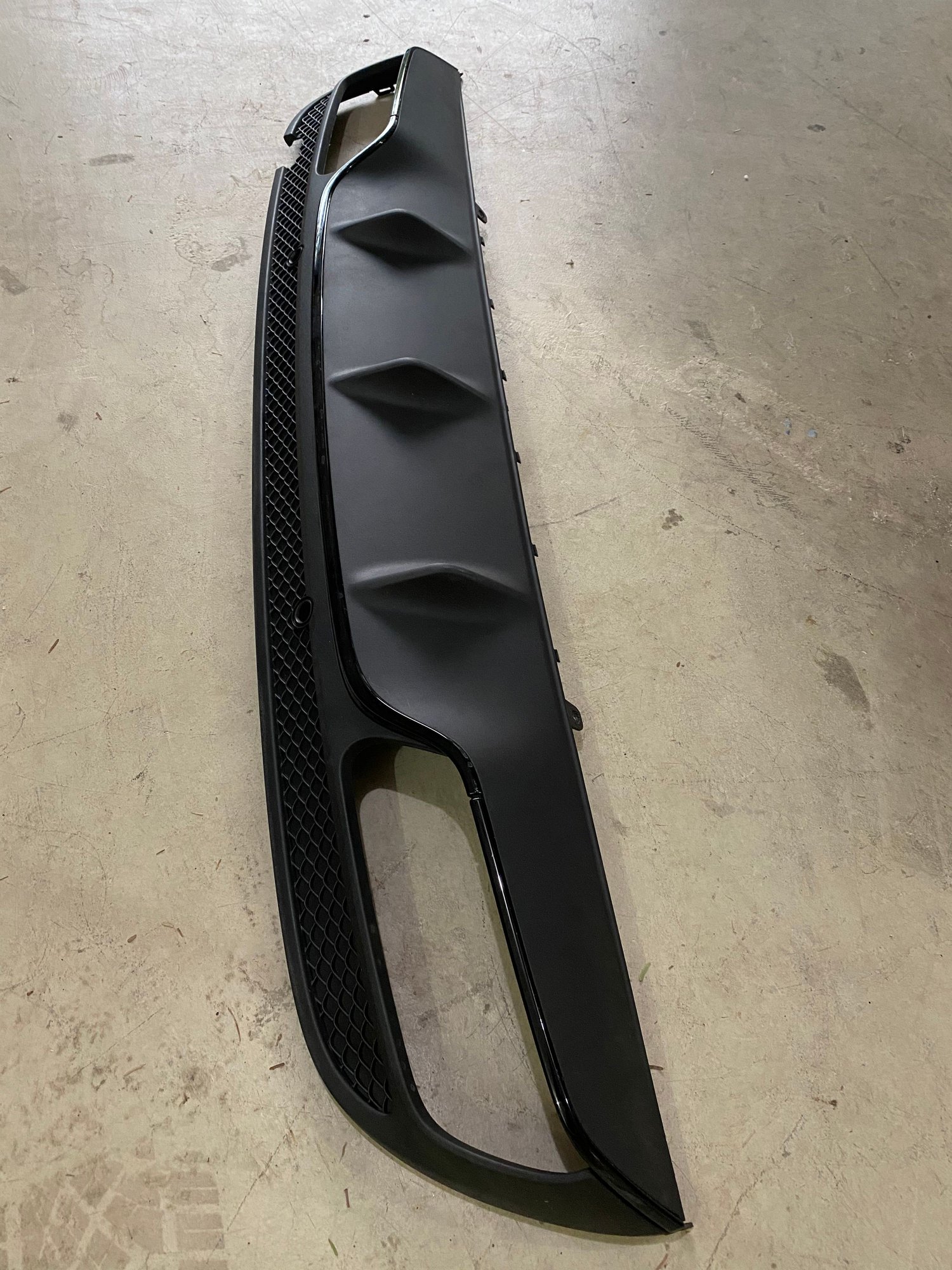 Exterior Body Parts - FS: OEM AMG C63 Black Spoiler & Rear Diffuser - Used - 2015 to 2020 Mercedes-Benz C63 AMG S - Scottsdale, AZ 85255, United States