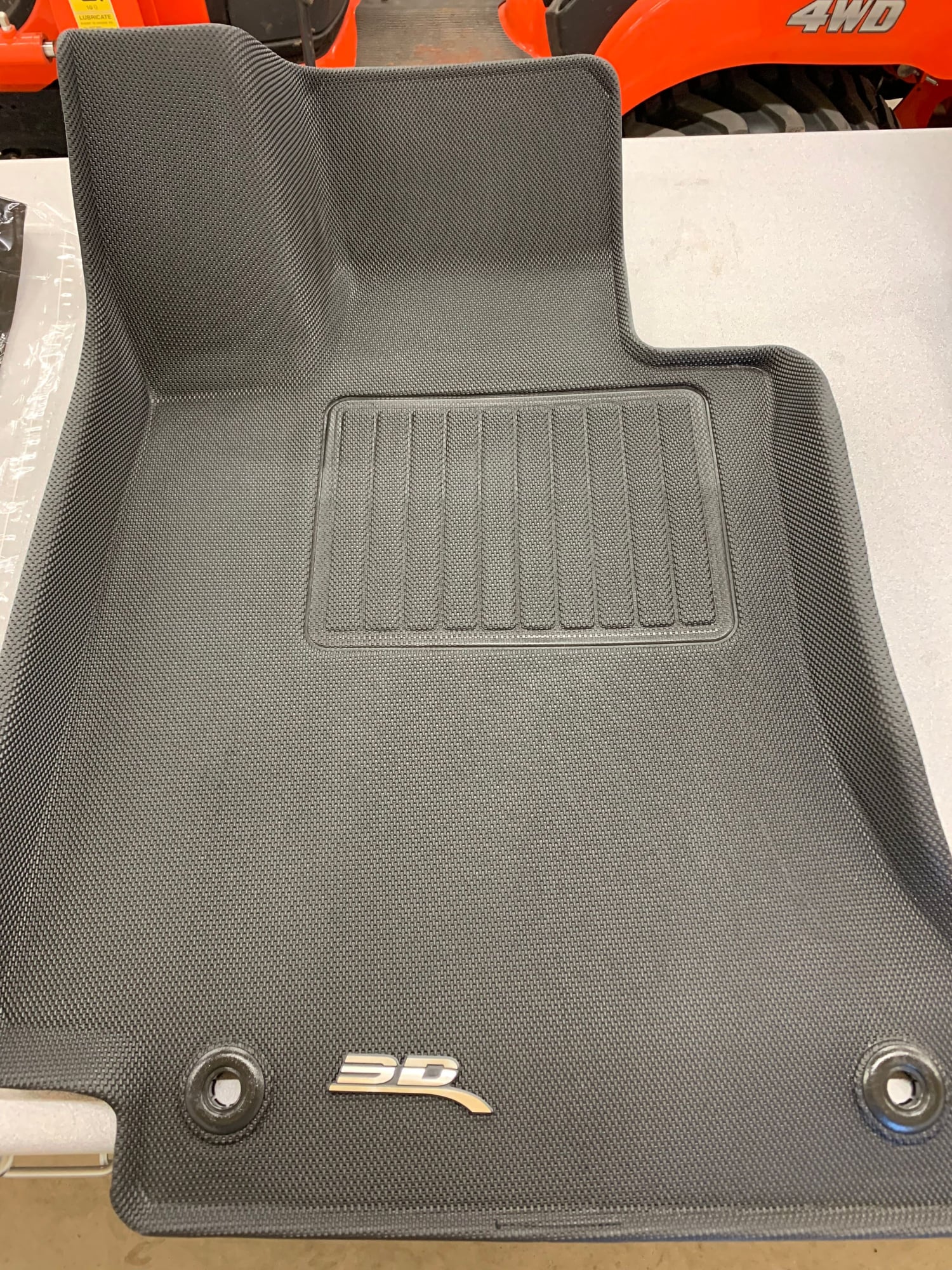 Interior/Upholstery - Mercedes C43 Coupe 3D front floor mats - Used - All Years Mercedes-Benz C43 AMG - Harrah, OK 73045, United States