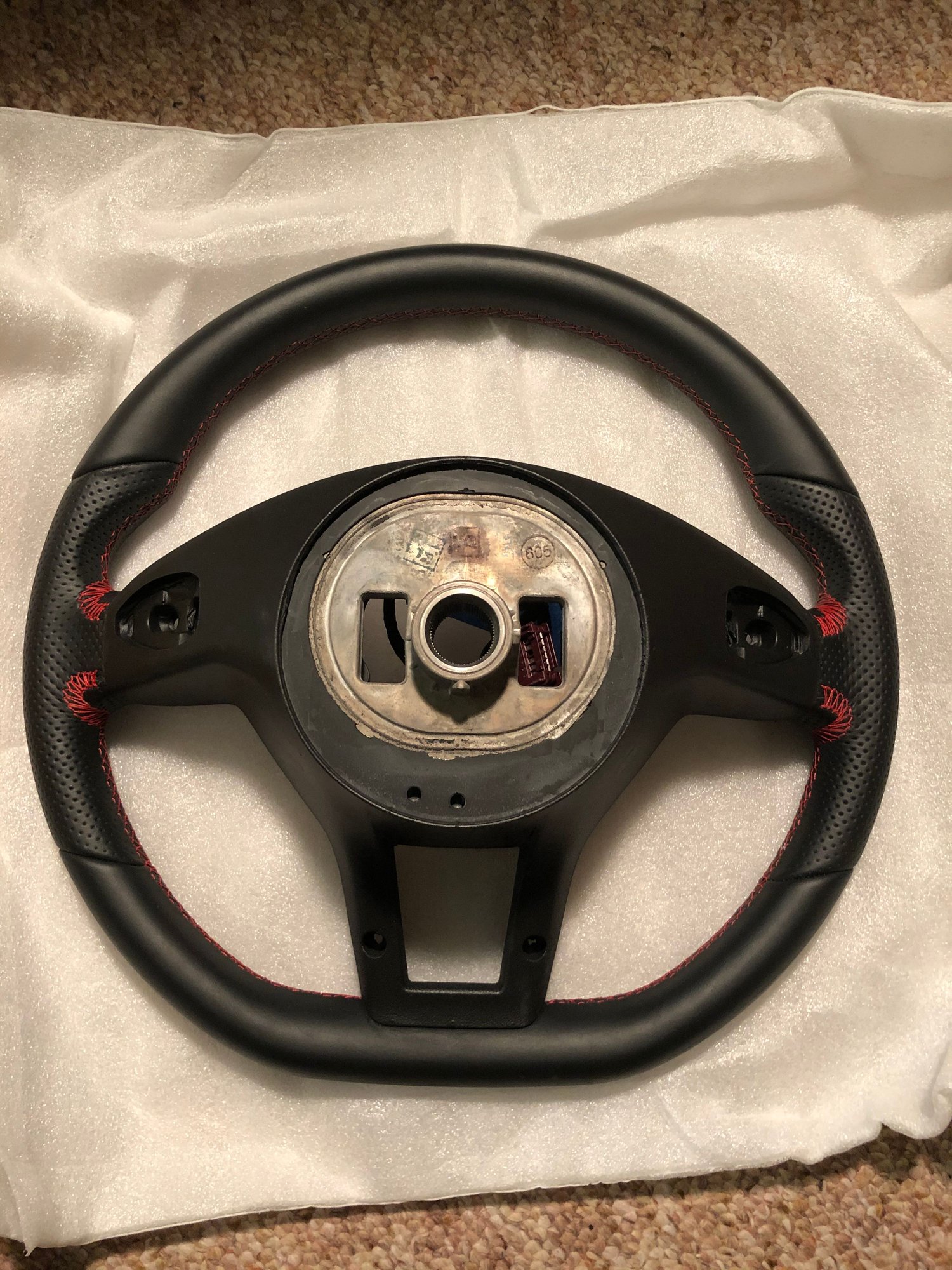 Steering/Suspension - W204 Facelift Steering Wheel - Used - 0  All Models - Springfield, VA 22153, United States