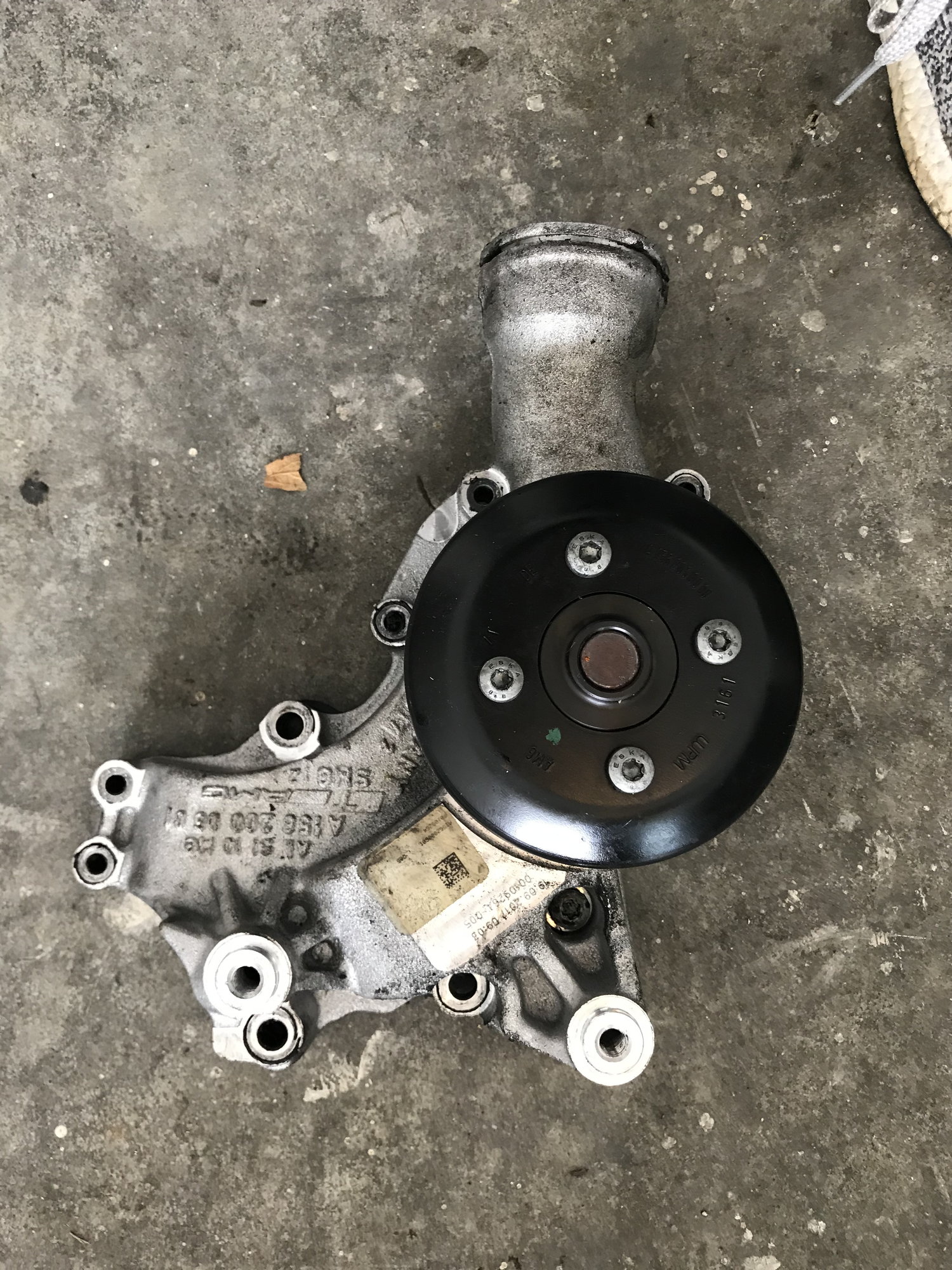 Engine - Intake/Fuel - 2007 Mercedes E63 M156 Water Pump C63 A1562000601 - Used - 2007 to 2010 Mercedes-Benz E63 AMG - Cincinnati, OH 45211, United States