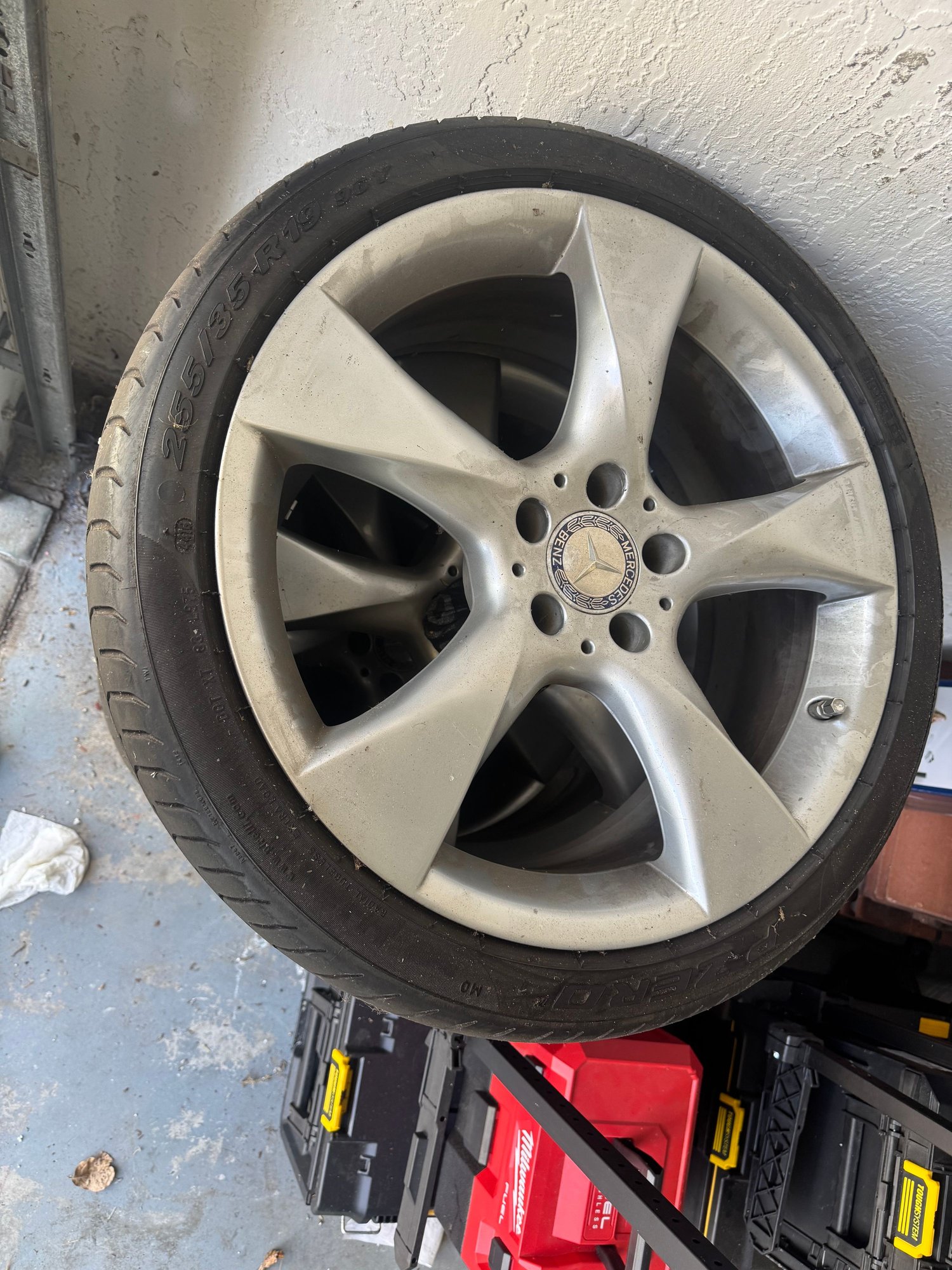 Wheels and Tires/Axles - 19" Mercedes CLS550 SL550 factory OEM SL63 CLS63 CLS400 wheels & tires w218 - Used - -1 to 2026  All Models - Weston, FL 33326, United States
