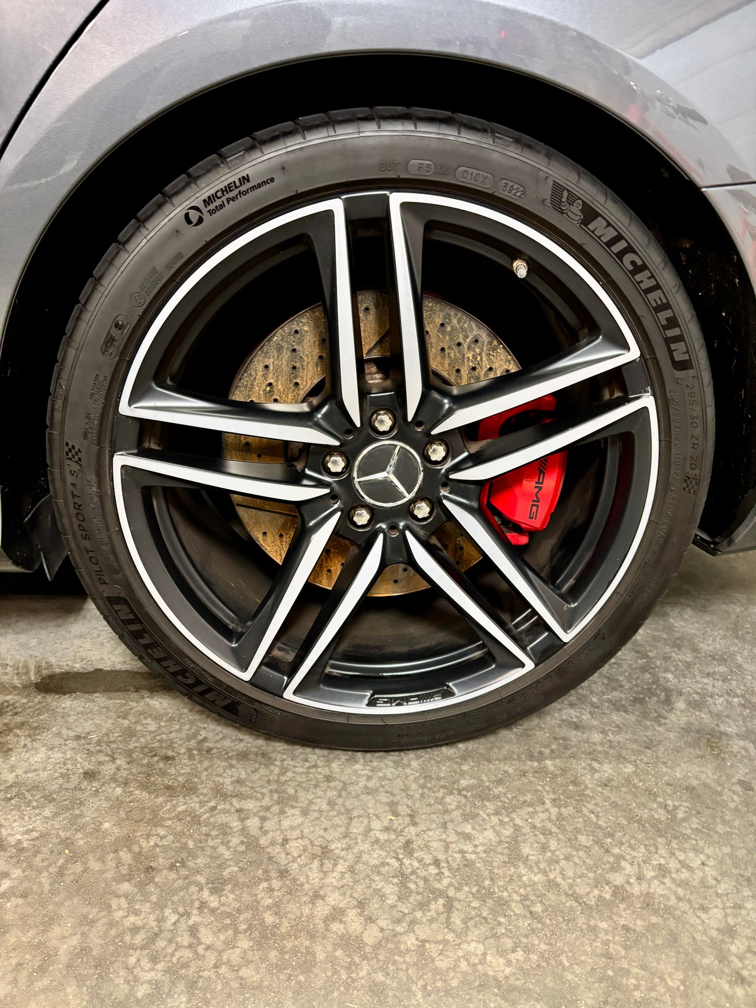 2018 Mercedes-Benz E63 AMG S - 2018 E63S - with Warranty - no accidents and clean title - Used - VIN WDDZF8KB7JA257676 - 58,700 Miles - 8 cyl - AWD - Automatic - Sedan - Silver - Prospect, KY 40059, United States
