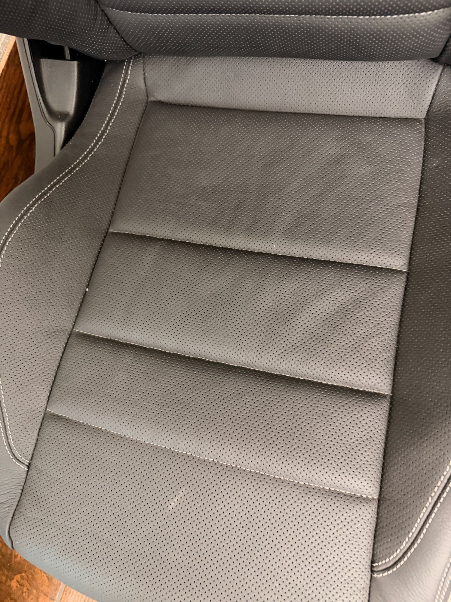 Interior/Upholstery - C207 Dynamic Front Drivee & Passenger Seats - Used - 2010 to 2017 Mercedes-Benz E350 - Costa Mesa, CA 92627, United States
