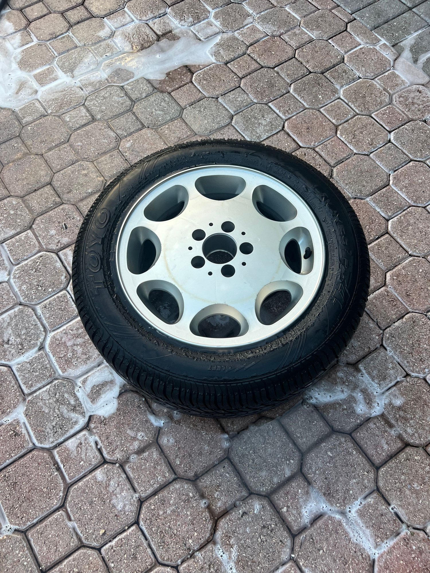 Wheels and Tires/Axles - MERCEDES BENZ OEM CODE 652 8-HOLE LIGHT ALLOY WHEELS& BRAND NEW TOYO PROXES FZ4 P225/ - Used - All Years Mercedes-Benz All Models - Doral, FL 33178, United States