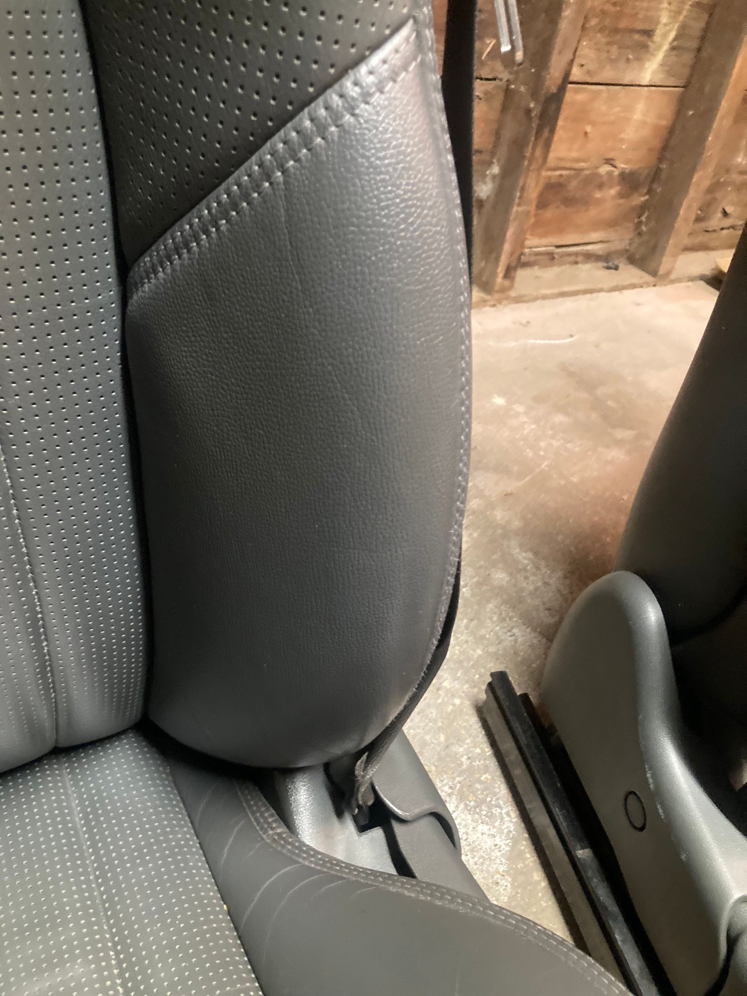 Interior/Upholstery - Sl55 Driver and Passenger Seat - Used - 2002 to 2006 Mercedes-Benz SL55 AMG - Westchester, NY 10710, United States