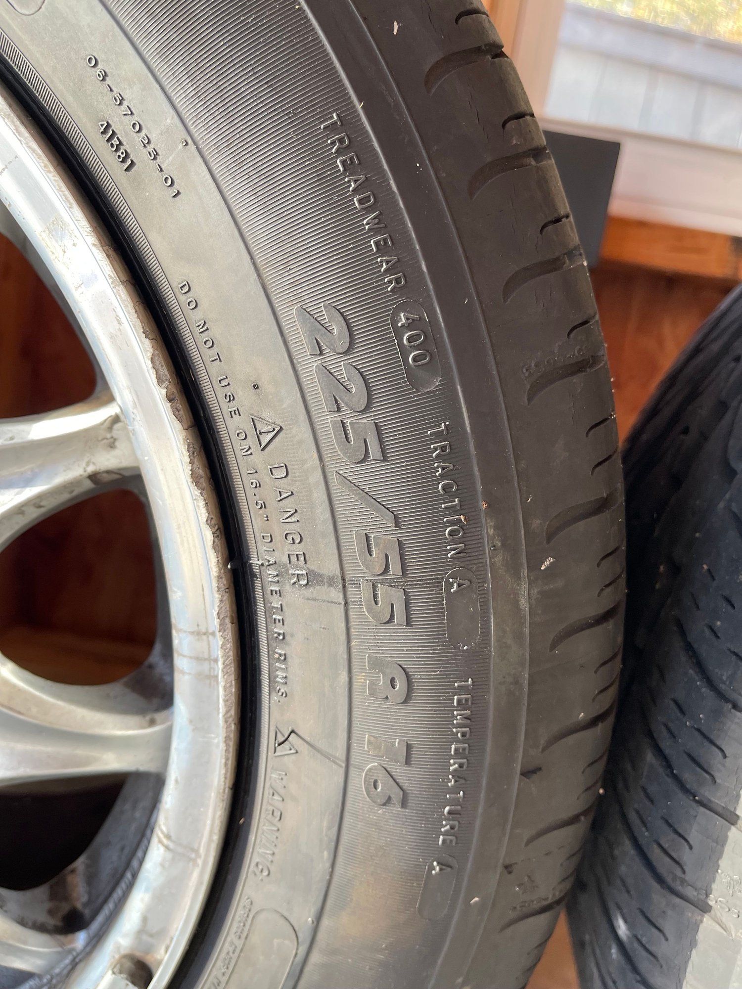 Wheels and Tires/Axles - OEM wheels with Michelin tires - Used - All Years Mercedes-Benz All Models - Summerville, SC 29485, United States