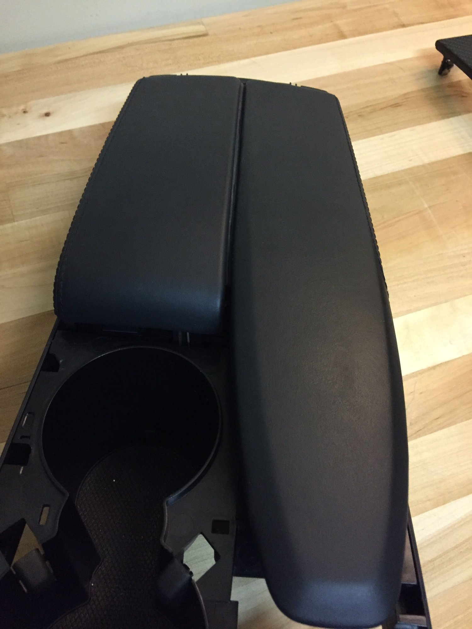 Interior/Upholstery - C63 center console w/ aftermarket CF overlay - Used - 2009 to 2014 Mercedes-Benz C63 AMG - Houston, TX 77056, United States