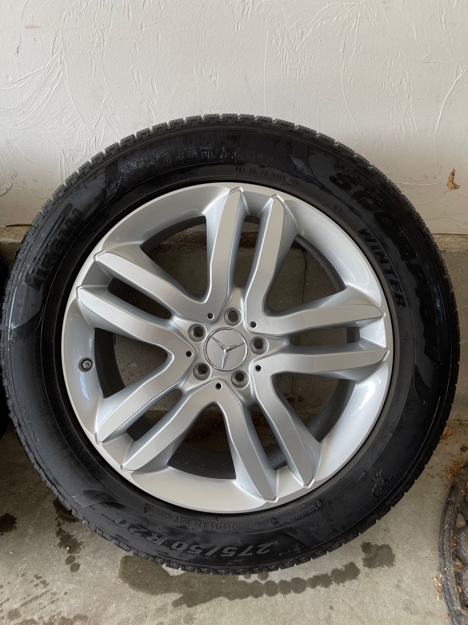 Wheels and Tires/Axles - GL/GLS Factory Winter Wheel & Tire Set - Used - All Years Mercedes-Benz GLS-Class - All Years Mercedes-Benz GL450 - Leominster, MA 01453, United States