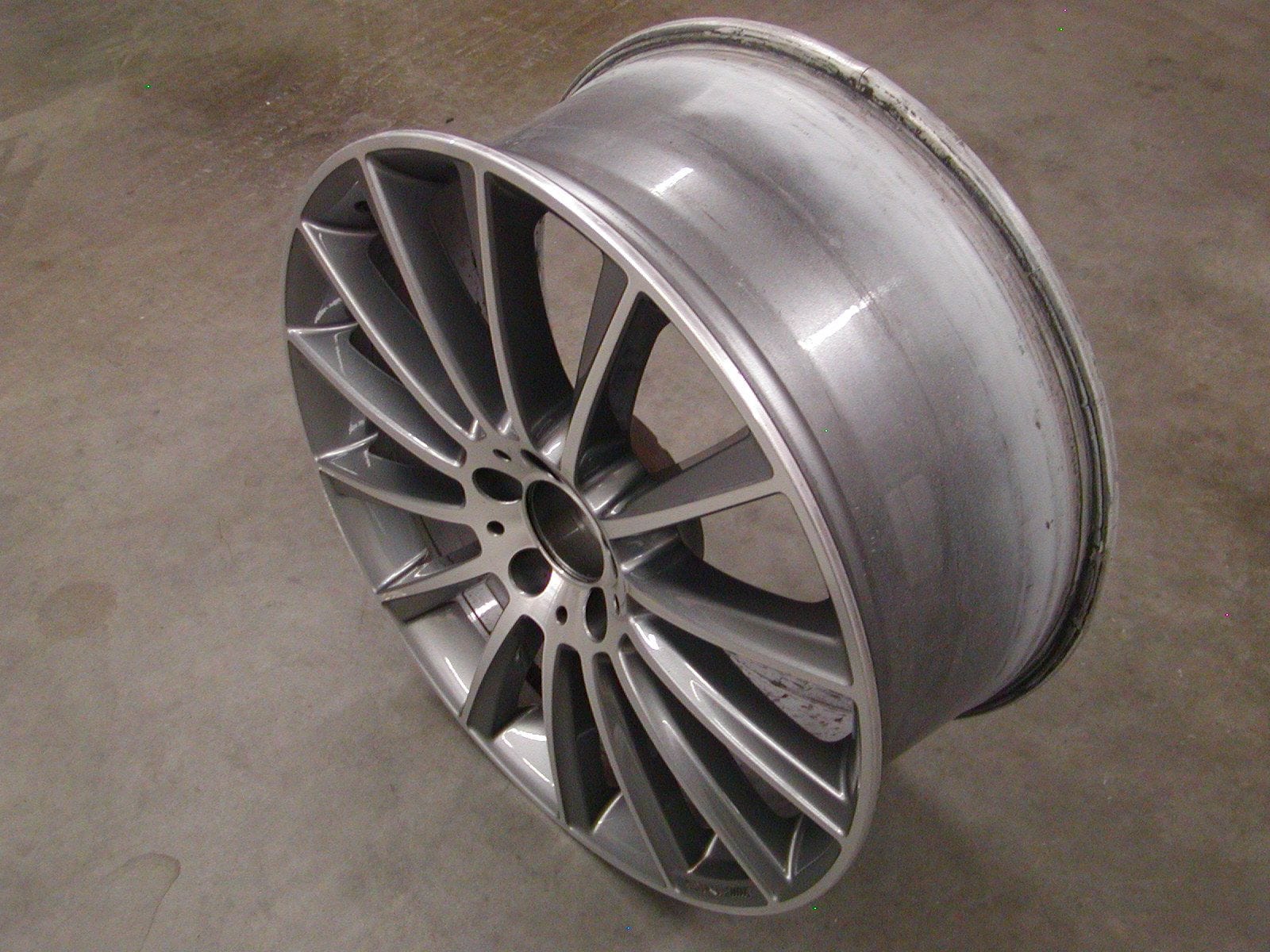 Wheels and Tires/Axles - Used Mercedes A2224010400 OEM AMG 20 x 8.5 WHEEL fits 2014 to 2019 S-Class - Used - 2014 to 2019 Mercedes-Benz S550 - Seattle, WA 98199, United States