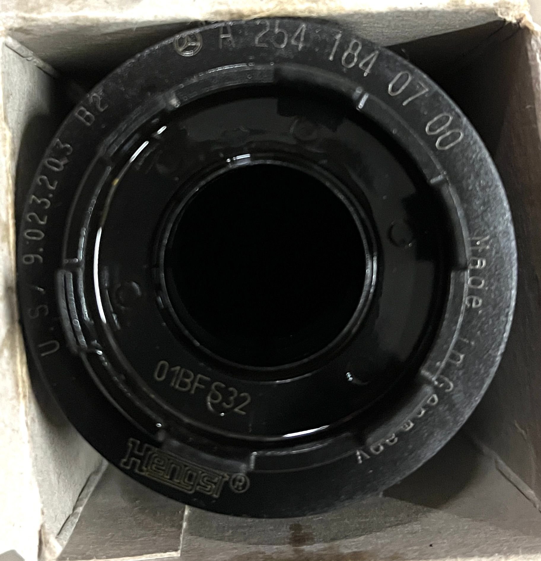 254-184-07-00 original filter in car.
