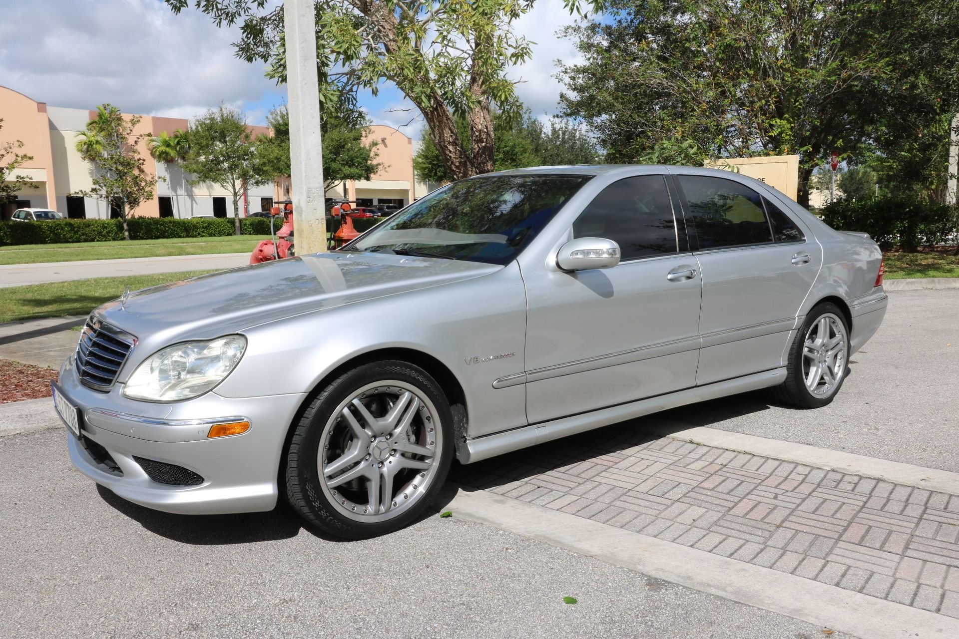 2006 Mercedes-Benz S55 AMG - 2006 Mercedes Benz S55 AMG 137K, Silver w/Black Leather, V8 Supercharged - Used - VIN WDBNG74J26A462784 - 137,000 Miles - 8 cyl - 2WD - Automatic - Sedan - Silver - West Palm Beach, FL 33414, United States