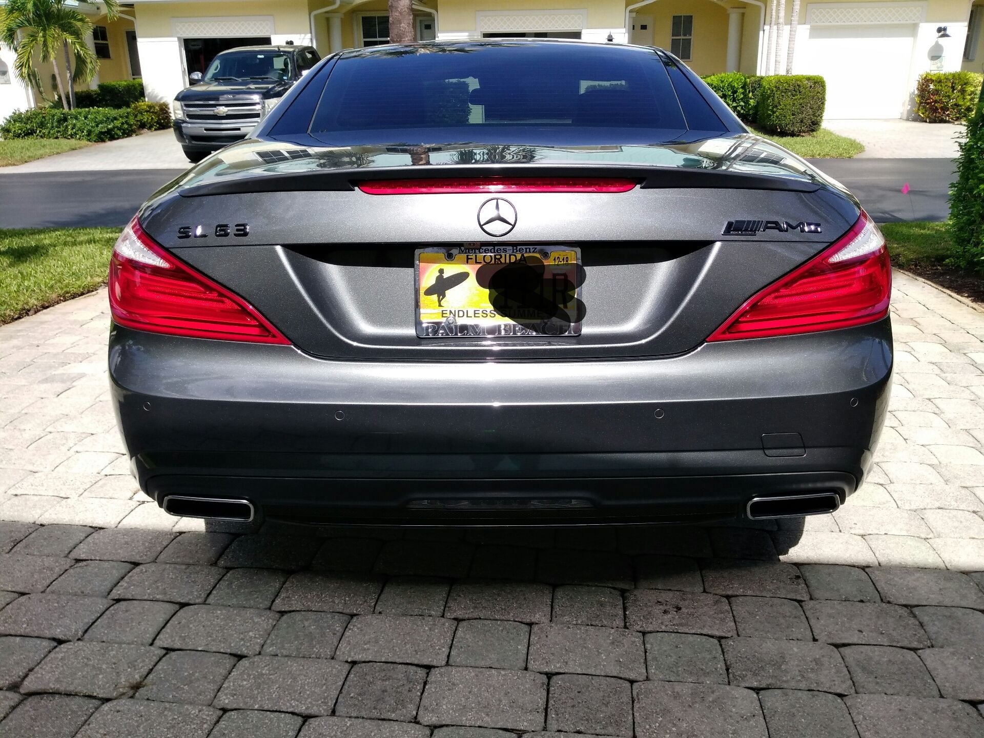 2013 Mercedes-Benz SL550 - 2013 SL550 Amg package gray red leateher package - Used - VIN wddjk7da6df018747 - 47,000 Miles - 8 cyl - 2WD - Convertible - Gray - Palm Beach, FL 33426, United States