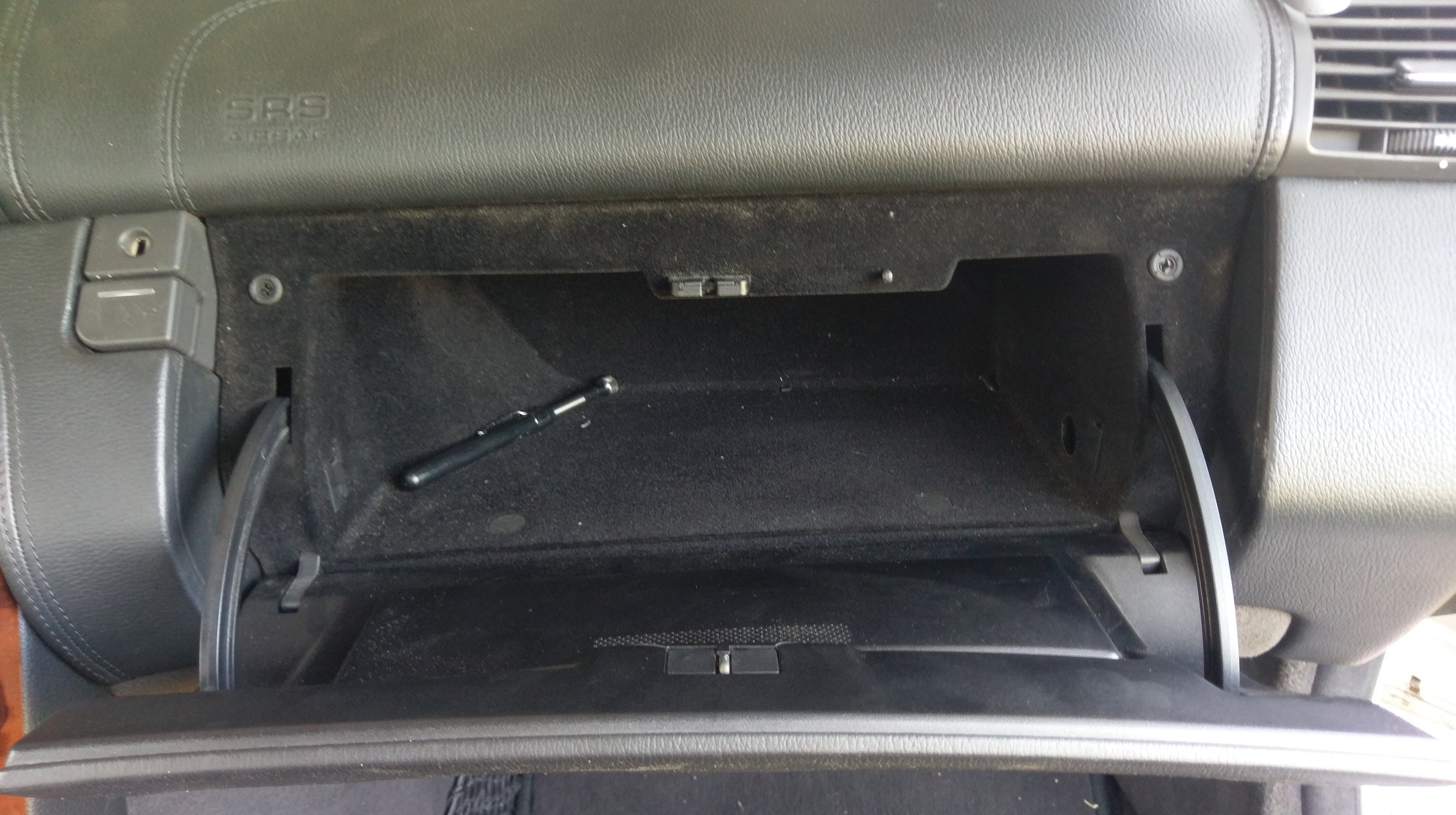 How to remove glove box? Forums